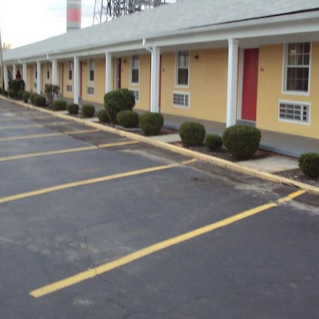 Sunrise Inn - Brownsville Екстериор снимка